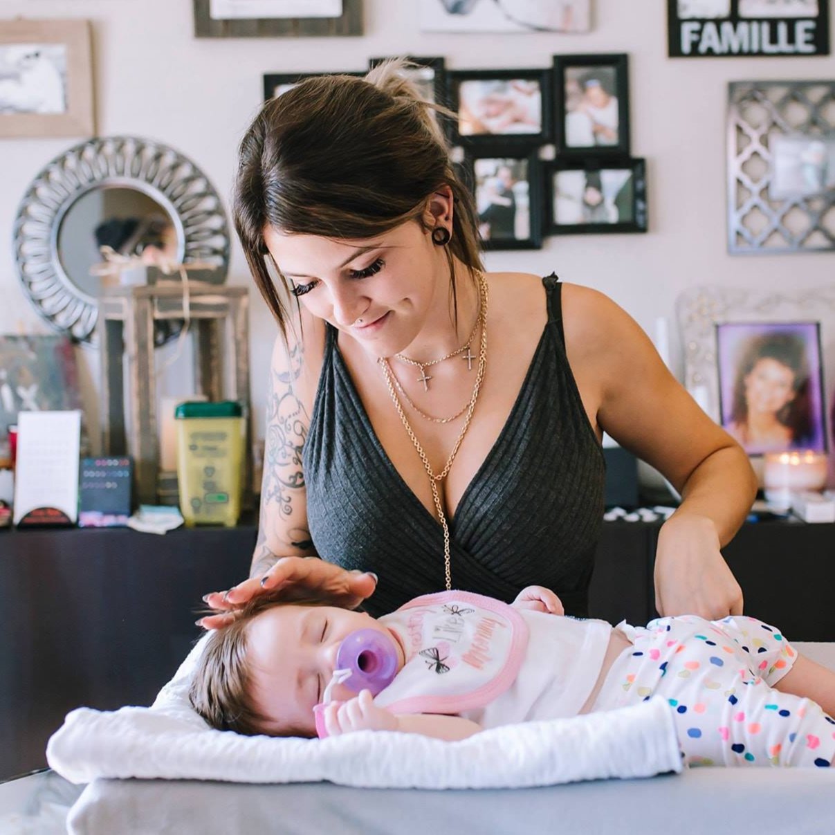 Perçage oreilles à l aiguille pour bébés Longueuil